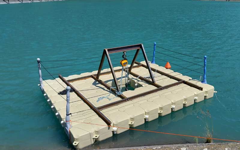 piattaforma da lavoro per sollevamento pesi